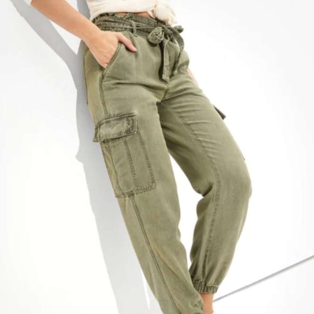 Cargo Joggers | Paperbag Waist | American Eagle